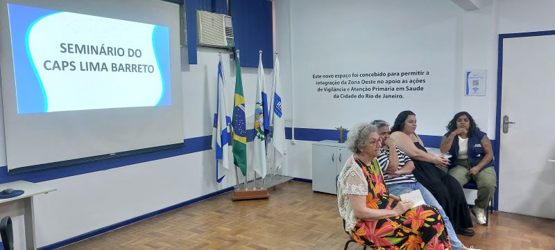 II Seminário interno do CAPS Lima Barreto" com 40 participantes, assuntos abordado foi, geração de renda/ oficinas.