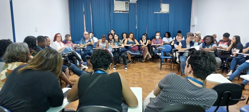 Reunião de equipe do Centro de Atenção Psicossocial (CAPS) III Lima Barreto, elaboração da assistência.