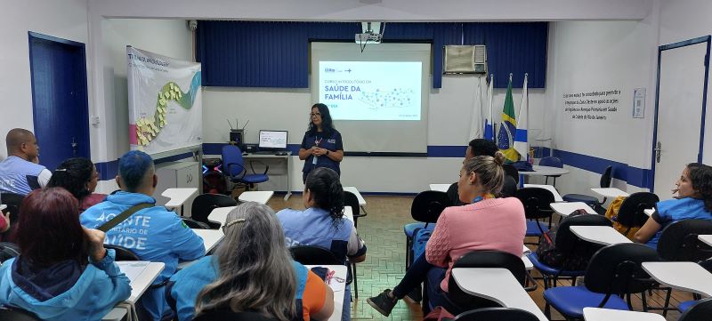 Curso Introdutório qualifica os profissionais que ingressam na Atenção Primária à Saúde, para que ampliem sua visão sistêmica e integral.