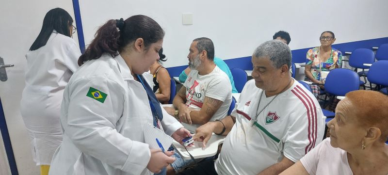 O Grupo de Hiperdia é um programa de acompanhamento de pacientes com diabetes e/ou hipertensão arterial na Atenção Primária à Saúde.