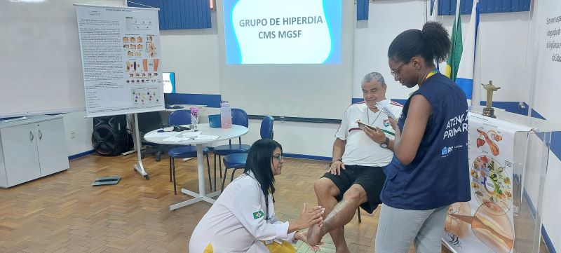 O Grupo de Hiperdia é um programa de acompanhamento de pacientes com diabetes e/ou hipertensão arterial na Atenção Primária à Saúde.