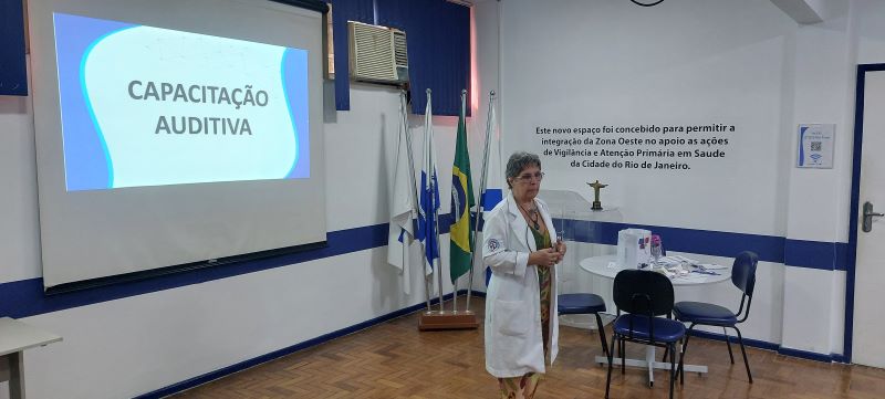 Entrega de aparelhos auditivos para  os pacientes do Centro Especializado em Reabilitação (CER), na Policlínica Manoel Guilherme da Silveira. - AP 5.1.