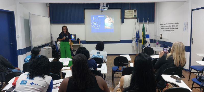 Capacitação IUBAAM, com o objetivo de ampliar o apoio técnico para a amamentação, fundamental na alimentação para a criança menor de dois anos.