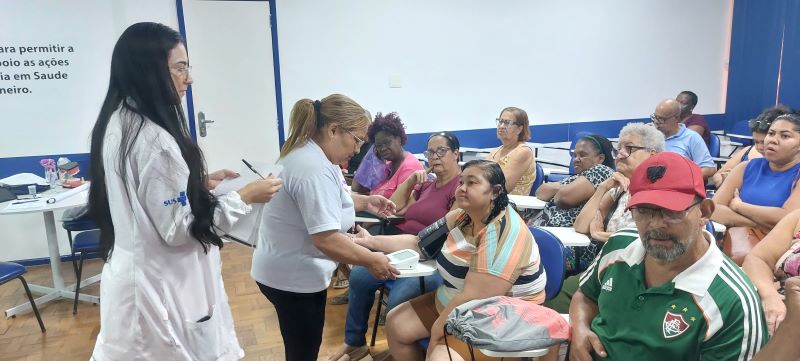 Grupo Hiperdia é um programa de acompanhamento de pacientes com diabetes e/ou hipertensão arterial na Atenção Primária à Saúde.