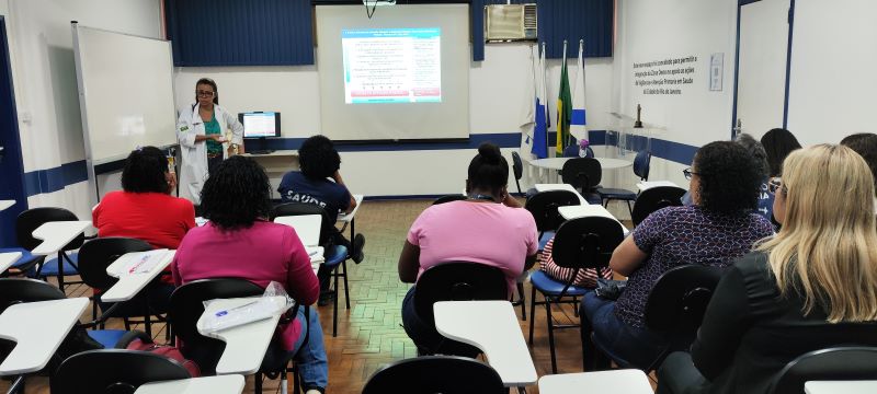 Capacitação IUBAAM, com objetivo de ampliar o apoio técnico para a amamentação, fundamental na alimentação para a criança menor de dois anos.