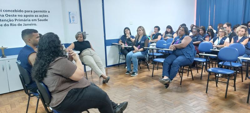 Reunião do CAPS Lima Barreto discussão de  casos clínicos com a atualização das terapêuticas empregadas nos atendimentos de cada paciente. 