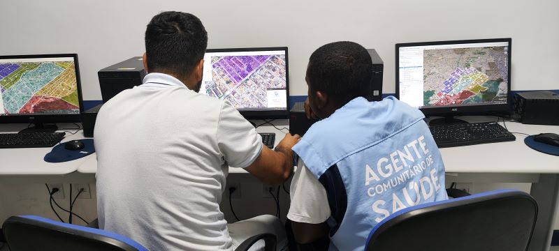 A oficina de territorialização tem o objetivo de delinear as microáreas dos territórios da Atenção Básica à Saúde.