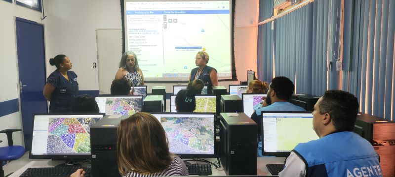 A oficina de territorialização tem o objetivo de delinear as microáreas dos territórios da Atenção Básica à Saúde.