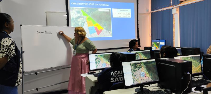 A oficina de territorialização tem o objetivo de delinear as microáreas dos territórios da Atenção Básica à Saúde.