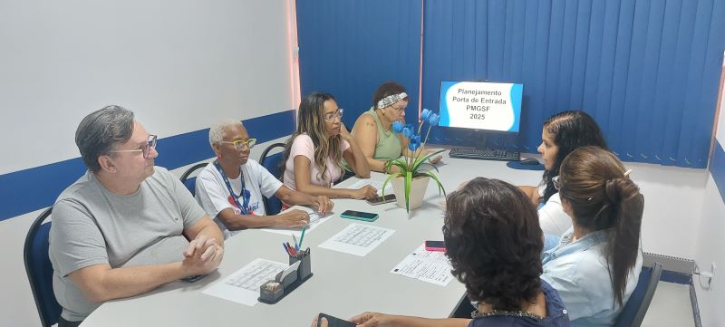 Reunião de fluxo da PMGSF, com o objetivo no planejamento para otimizar o tempo do paciente desde a chega na unidade, até a sua saída. 