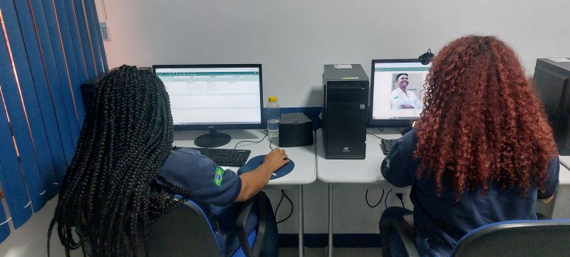 Prontuário eletrônico, é um repositório de informações mantidas de forma eletrônica, ao longo da vida de um indivíduo.