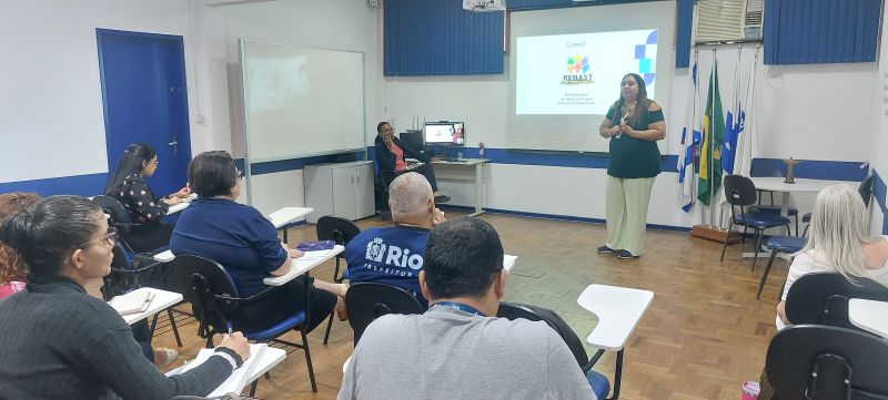 Qualificação dos Profissionais do Cerest, o assunto abordado foi a definição de fluxo de atividades dos Cerests.