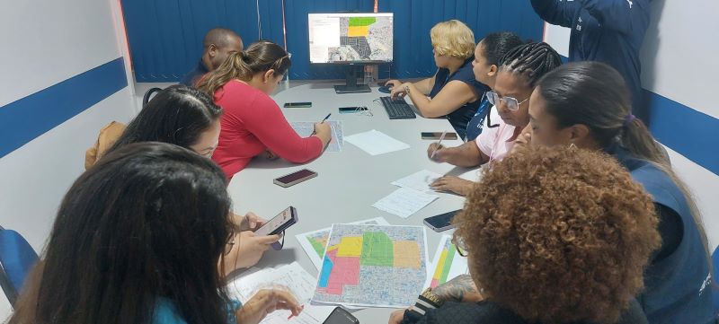 A oficina de territorialização tem o objetivo de delinear as microáreas dos territórios da Atenção Básica à Saúde.