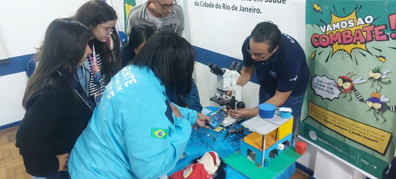 O projeto Mais Saúde com Agente (MSA), e uma parceria da UFRGS com Ministério da Saúde e Conasems para oferecimento de Curso Técnico em Agente Comunitário de Saúde, para os Agentes Comunitários de Saúde (ACS) e Curso Técnico em Vigilância em Saúde com Ênfase no Combate às Endemias, para os Agentes de Combate às Endemias (ACE).