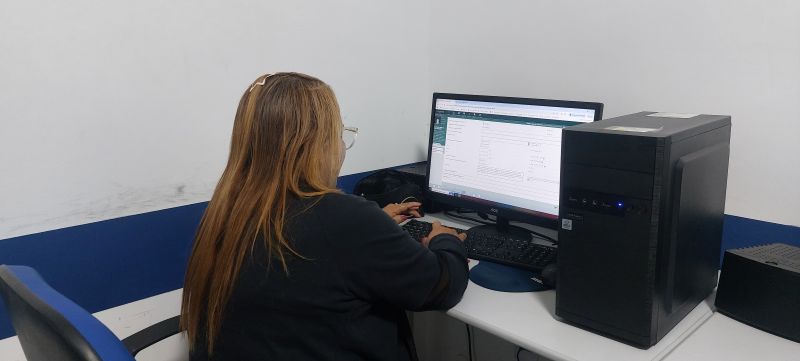 Prontuário eletrônico, é um repositório de informações mantidas de forma eletrônica, ao longo da vida de um indivíduo.