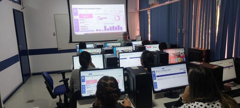 "Ferramenta Monitor Gestante. O objetivo foi o projeto piloto para ser expandido a toda rede da Atenção Primária à Saúde (APS).