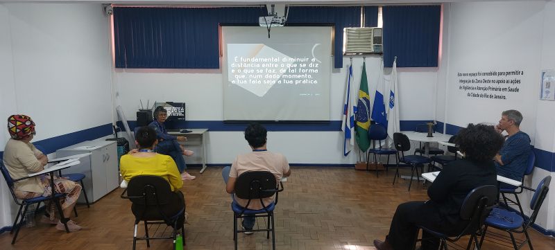 Reunião GT Iniquidade no SUS - objetivo de promover políticas e práticas que visem a equidade e a justiça social no acesso à saúde. 