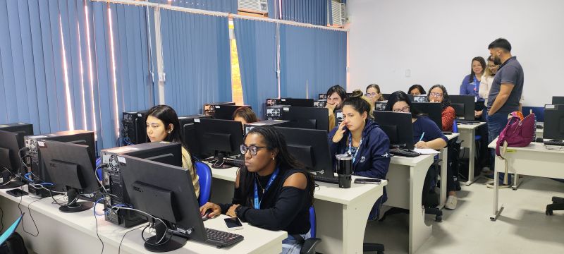 "Ferramenta Monitor Gestante. O objetivo foi o projeto piloto para ser expandido a toda rede da Atenção Primária à Saúde (APS).