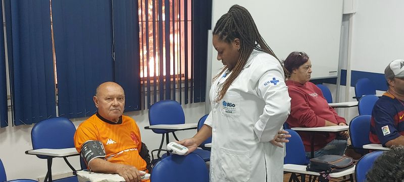 O Grupo de Hiperdia é um programa de acompanhamento de pacientes com diabetes e/ou hipertensão arterial na Atenção Primária à Saúde.