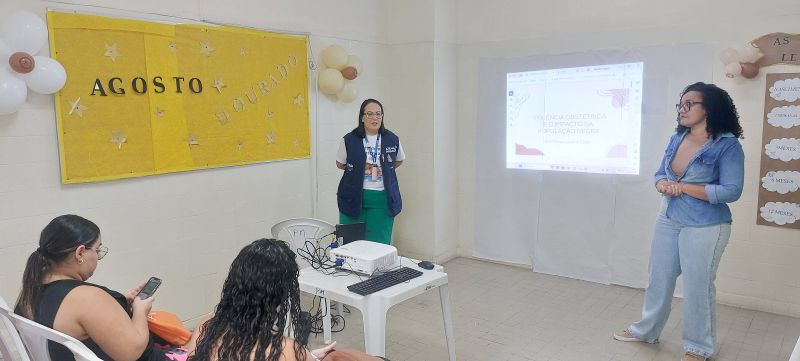 O Ministério da Saúde recomenda a amamentação até os dois anos de idade ou mais, e que nos primeiros 6 meses, o bebê receba somente leite materno (aleitamento materno exclusivo).