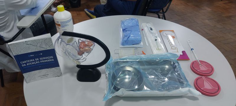 Treinamento de DIU para Enfermeiros e Médicos das Unidades de Atenção Primária da AP 5.1, Educação Permanente.