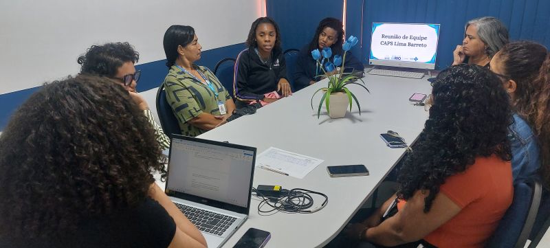 Reunião da Reunião da Equipe SRT Caps Lima Barreto com objetivo de afinar a comunicação e a organização do trabalho nas RTs.