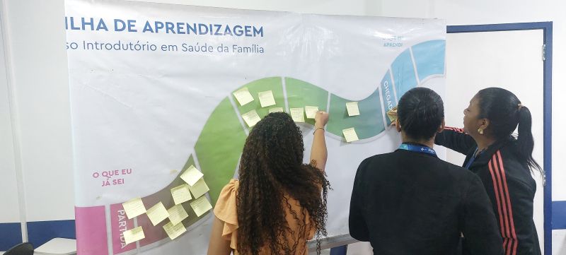 Curso Introdutório qualifica os profissionais que ingressam na Atenção Primária à Saúde, para que ampliem sua visão sistêmica e integral.