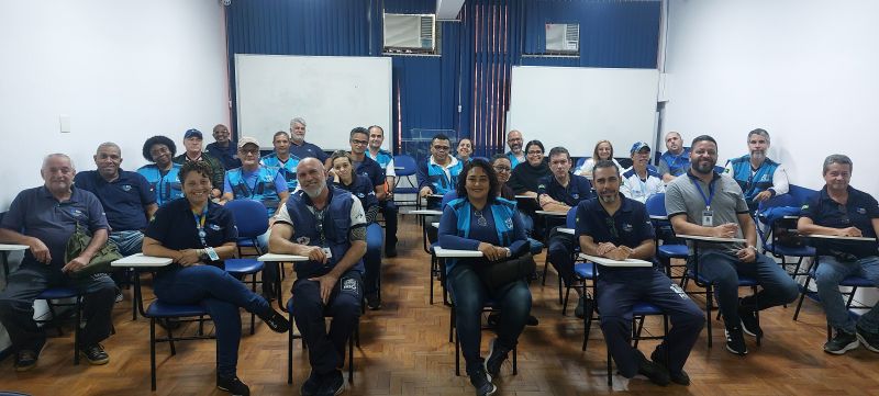 Qualificação técnico-operacional dos AVS - O objetivo central fortalecer as ações de prevenção e controle das arboviroses urbanas, promovendo o uso de novas tecnologias e estratégias baseadas em evidências para aprimorar a atuação dos agentes.
