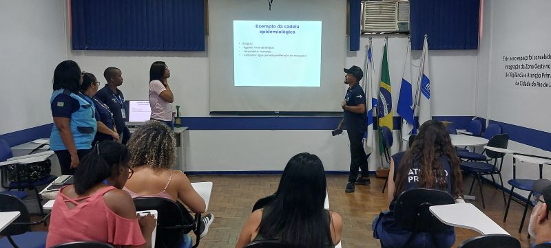 O projeto Mais Saúde com Agente (MSA), e uma parceria da UFRGS com Ministério da Saúde e Conasems para oferecimento de Curso Técnico em Agente Comunitário de Saúde, para os Agentes Comunitários de Saúde (ACS) e Curso Técnico em Vigilância em Saúde com Ênfase no Combate às Endemias, para os Agentes de Combate às Endemias (ACE).
