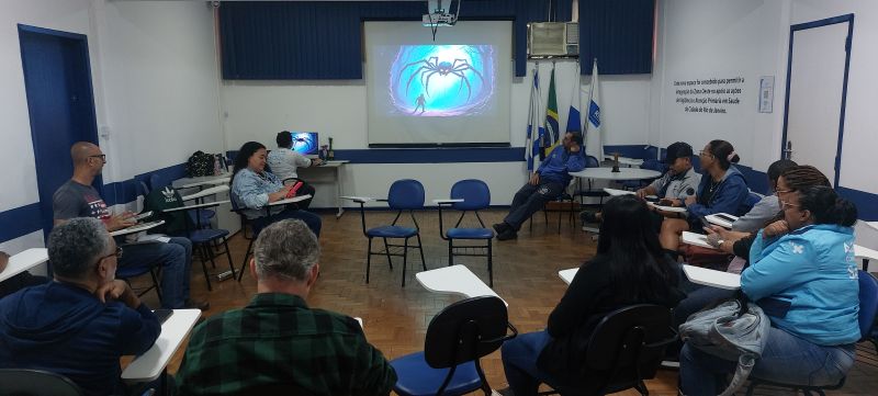 O projeto Mais Saúde com Agente (MSA), e uma parceria da UFRGS com Ministério da Saúde e Conasems para oferecimento de Curso Técnico em Agente Comunitário de Saúde, para os Agentes Comunitários de Saúde (ACS) e Curso Técnico em Vigilância em Saúde com Ênfase no Combate às Endemias, para os Agentes de Combate às Endemias (ACE).