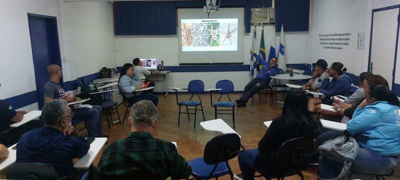 O projeto Mais Saúde com Agente (MSA), e uma parceria da UFRGS com Ministério da Saúde e Conasems para oferecimento de Curso Técnico em Agente Comunitário de Saúde, para os Agentes Comunitários de Saúde (ACS) e Curso Técnico em Vigilância em Saúde com Ênfase no Combate às Endemias, para os Agentes de Combate às Endemias (ACE).