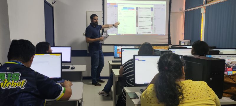 Treinamento MEDIREC - Plataforma de apoio à regulação em saúde, que integra informações e otimiza a comunicação entre profissionais.